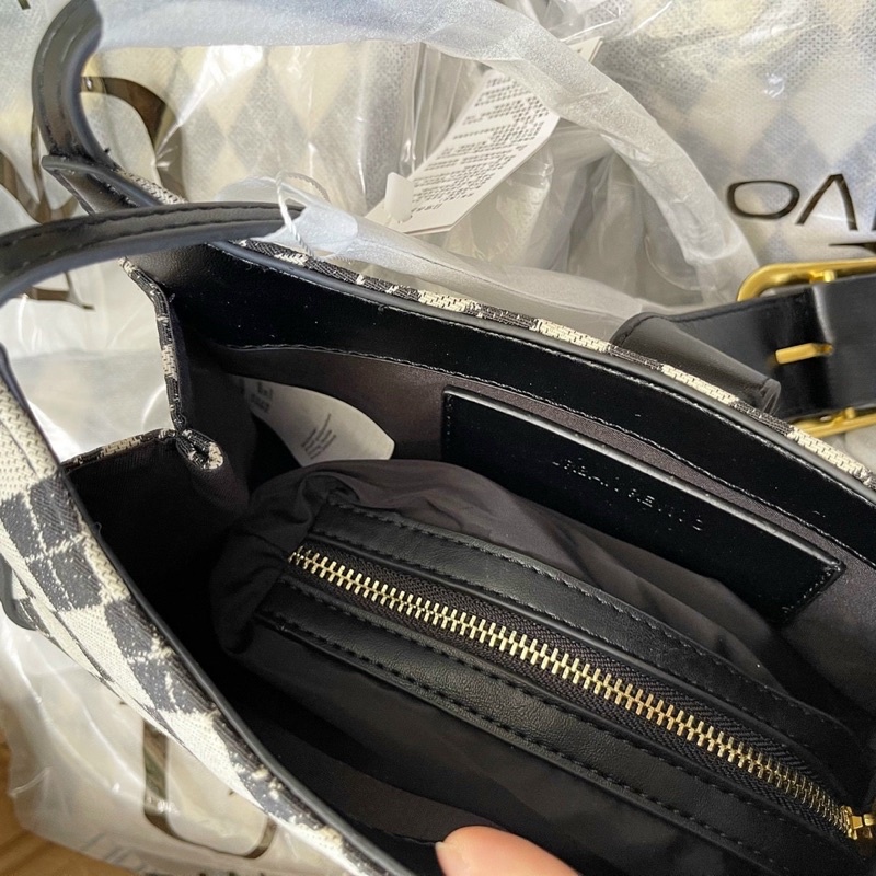 TÚI KẸP NÁCH URBAN REVIVO