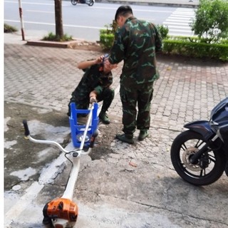 Lưỡi rẫy cỏ tận gốc