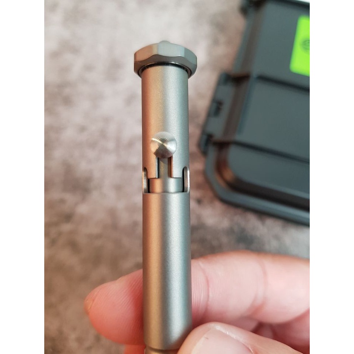 Bút Titanium Tactical Tacray Bolt Action đầu con quay