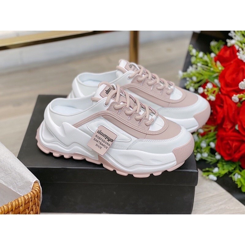 sục nữ đế độn thể thao cao cấp hình lá