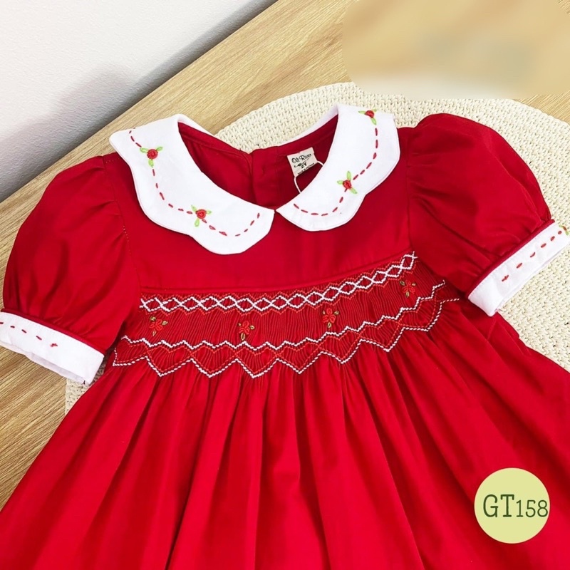 Đầm cổ bông hoa 👧🏻