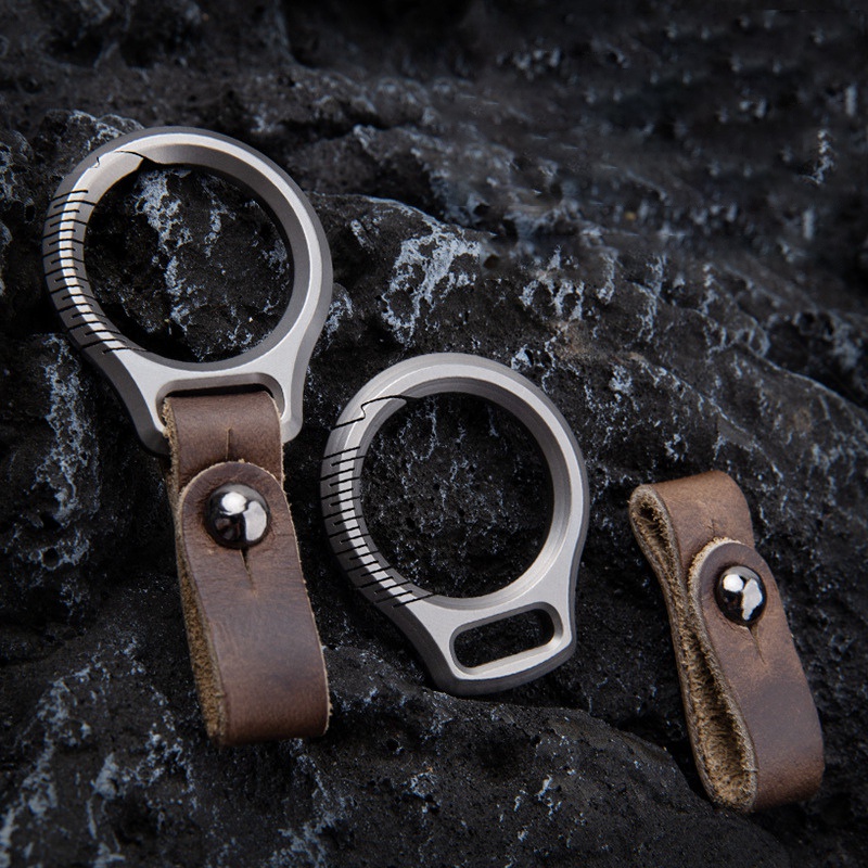 Titanium Alloy Keychain Car Keychain Pendant Cowhide Strap Pendant EDC Tool Men's Gift Gift