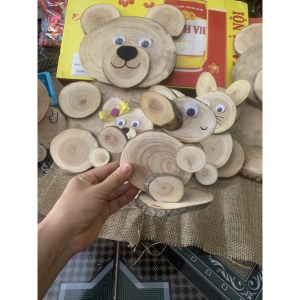 Con vật ghép bằng khoanh gỗ