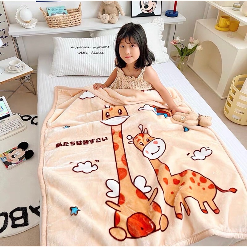 Chăn Tuyết Nhung 2 Lớp Dày Cao Cấp Cho Bé Mềm Mại, Giữ Ấm Tốt Dùng Mùa Đông Mia Bedding Store