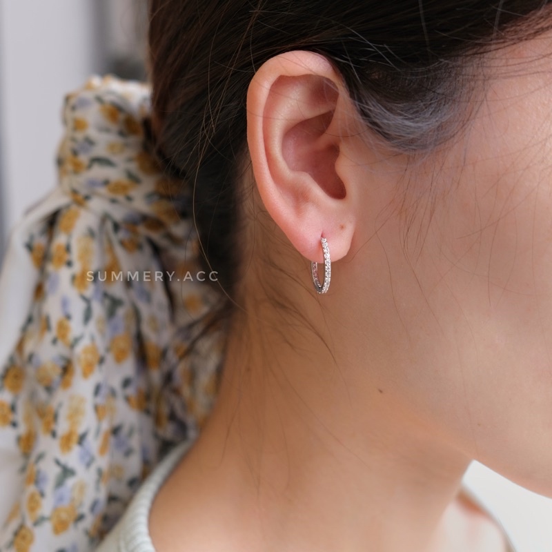 Khuyên tai SUMMERY tròn nhẫn đính đá bạc mạ vàng
