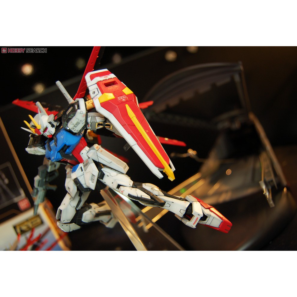 Mô hình lắp ráp Bandai Gundam RG 1/144 Aile Strike Gundam