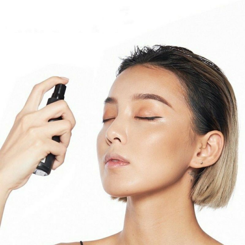 Xịt khoá makeup Nyx Makeup Setting 60ml Dewy/Matte Giữ lớp trang điểm lâu trôi