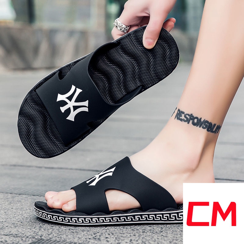 Dép Quai Ngang Chống Trượt Chống Mòn Thời Trang Mùa Hè Cho Nam