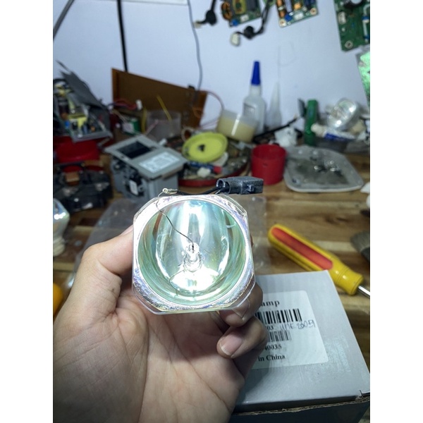 Đèn máy chiếu epson UHE230 ELPLP78/80/88/96/ UHE200 ELPLP60