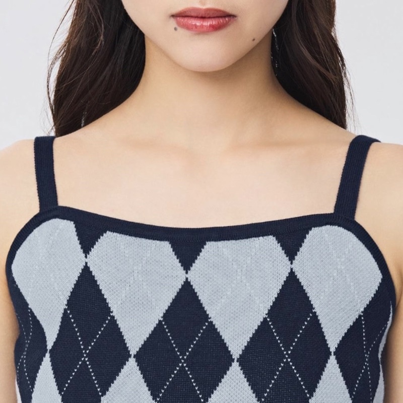 Áo 2 dây dệt kim họa tiết cổ điển oxford - GU thời trang Nhật Bản sành điệu