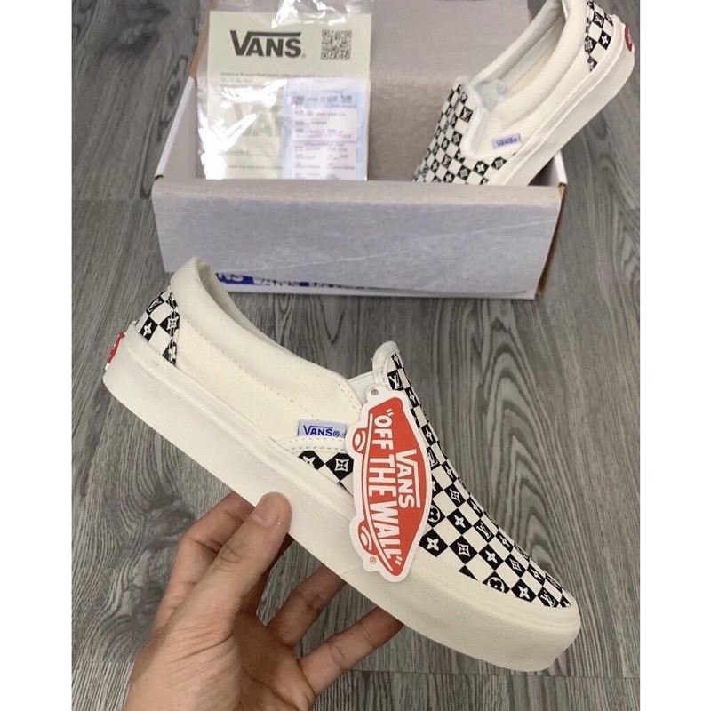 Giày vans checkerboard đỏ trắng mới về đủ size Nam Nữ. Hàng vnxk