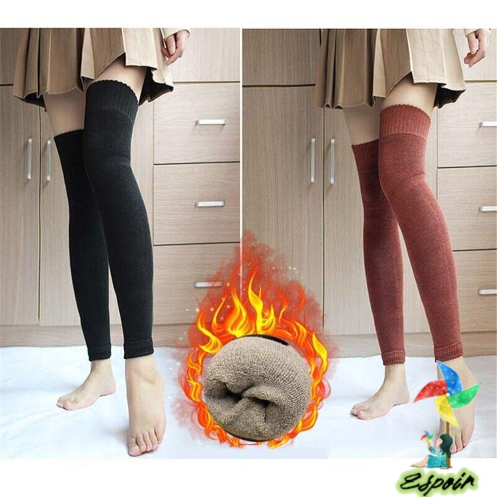 Vớ Ống Cao Dày Dặn Giữ Ấm Chân Vào Mùa Đông