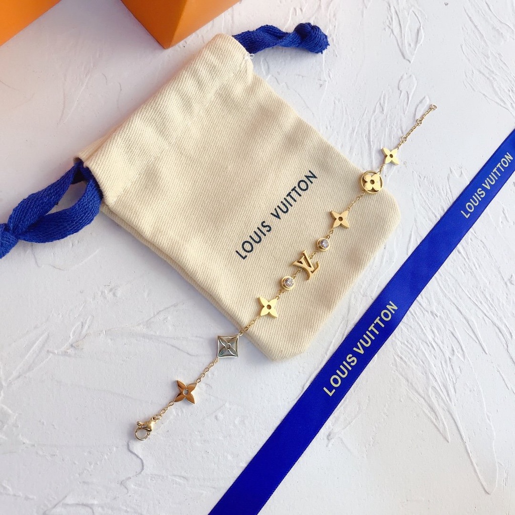 Vòng Tay Louis Vuitton Bằng Thép Titan Họa Tiết LV Monogram