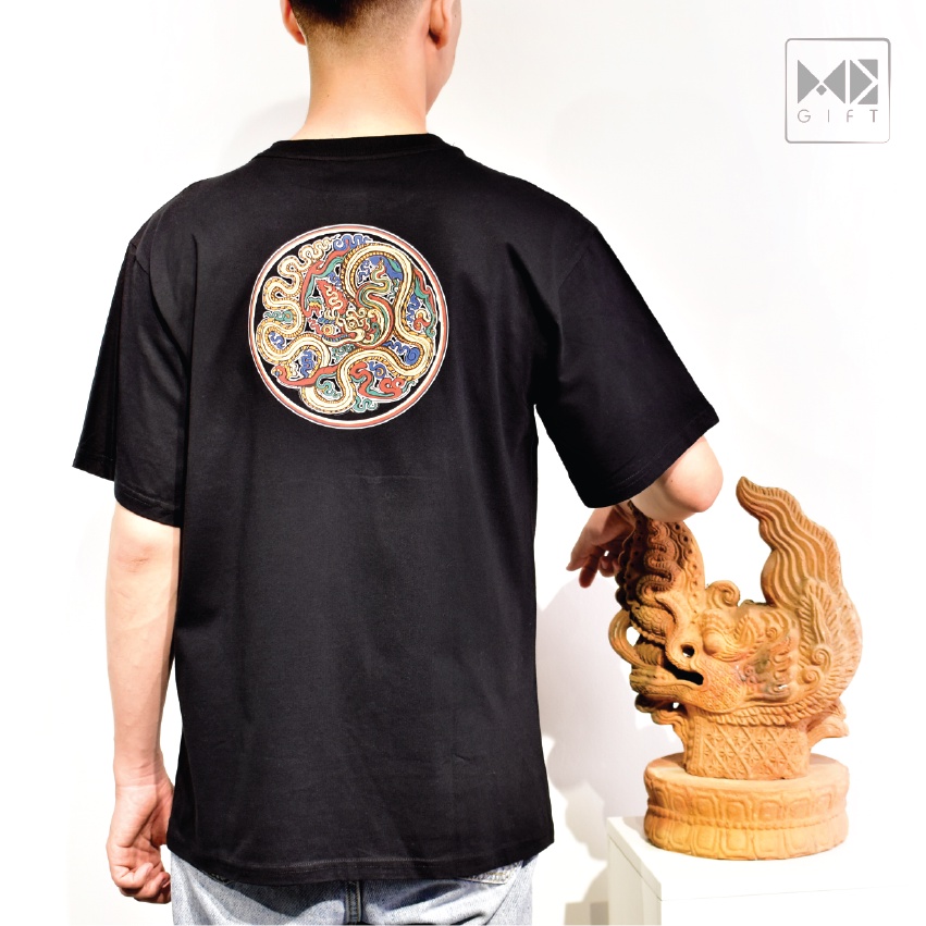 ÁO PHÔNG TAY LỠ MÀU TRẮNG ĐEN FORM RỘNG UNISEX - RỒNG Ổ THỜI LÝ - T4BW-RO