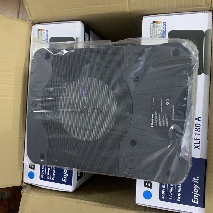 Loa Sub Gầm Ghế Ô Tô, Xe Hơi Blaupunkt 180A - Loa Siêu Trầm - Car Spa