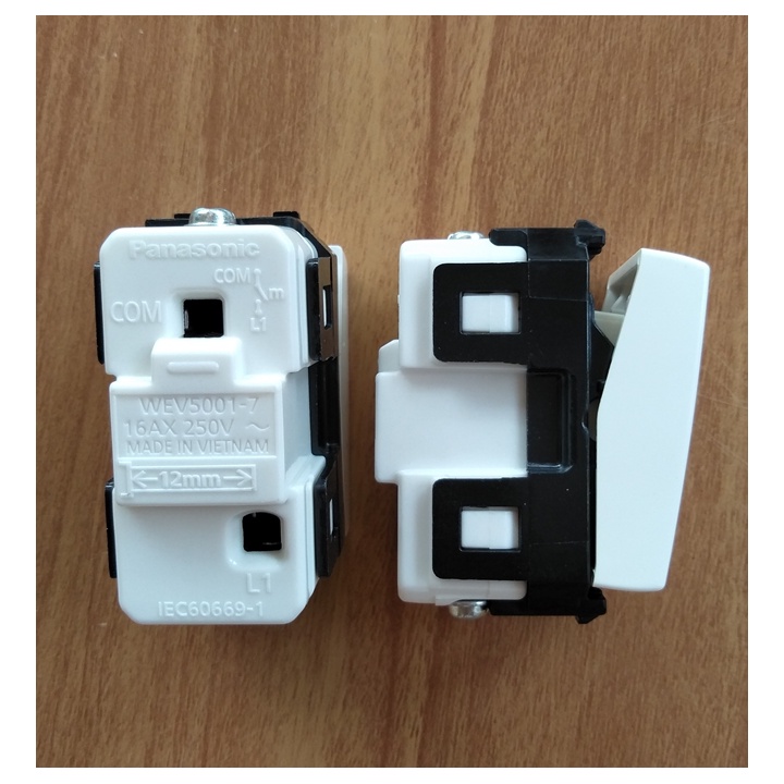 Hạt công tắc Panasonic – Dòng Wide Series  16A 250V - Chính hãng