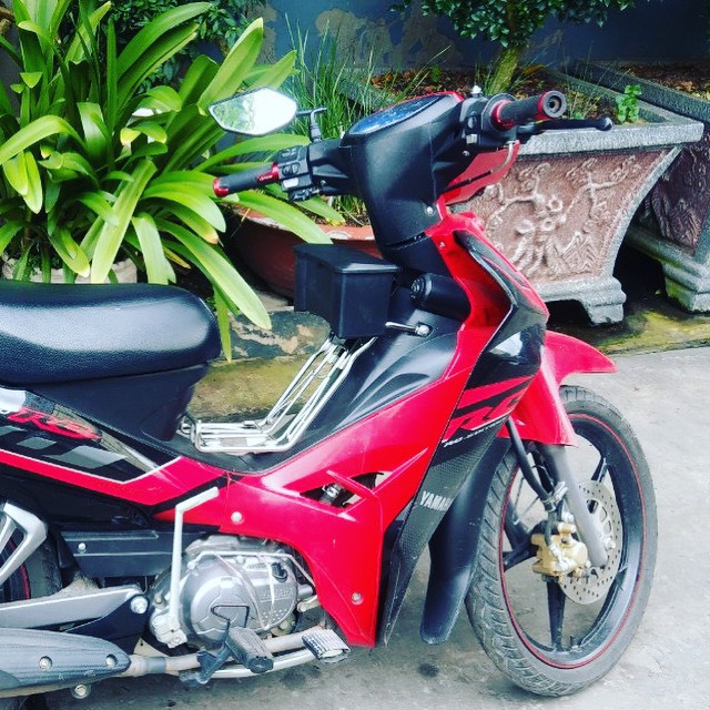 Hộp đựng đồ mini đa năng dành cho xe Exciter 150, ex155 ,winner V1, V2 ,V3 Wave, Sirius,, Thiết kế nhỏ gọn thời trang