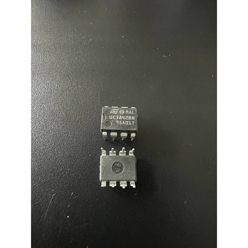 UC3842 IC DAO DỘNG UC3842N UC3842 KA3842 3842 cắm DIP-8