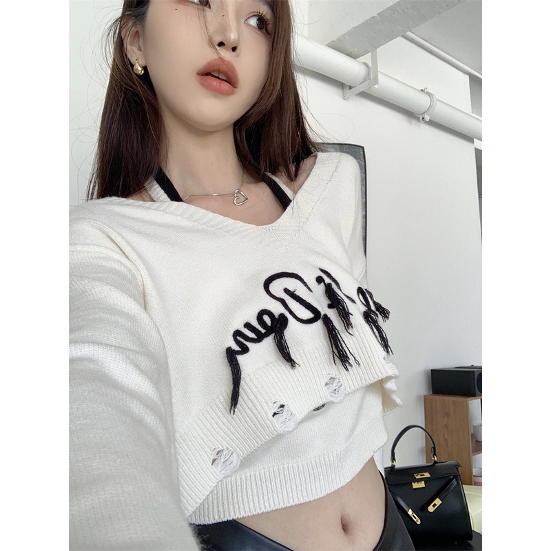 Set Áo Thun Dài Tay Cổ Chữ V + Áo Khoác Không Tay + Chân Váy Tua Rua Thời Trang Nữ