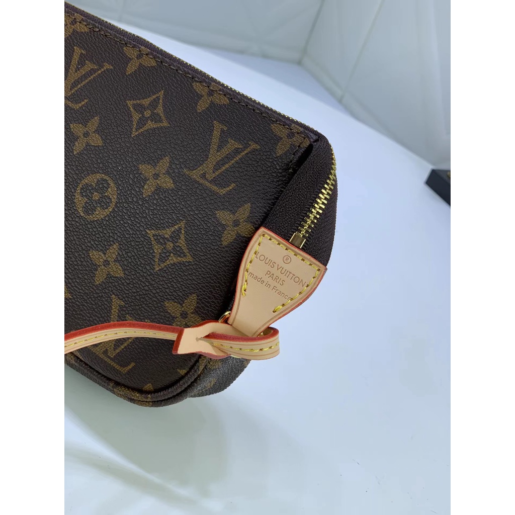 Louis Vuitton M40712 Old Flower Underarm Bag Woman's New Shoulder bag