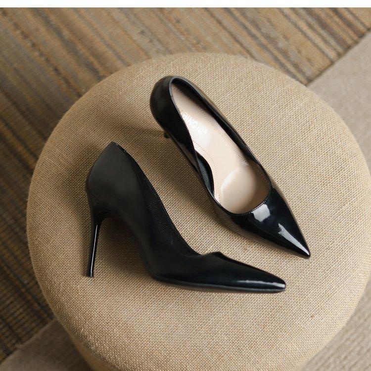 Giày Cao Gót Mũi Nhọn Chất Liệu Da Bóng Màu Nude Thời Trang Cho Nữ