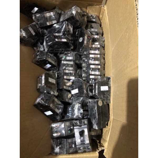 Át chống giật cóc Nhật