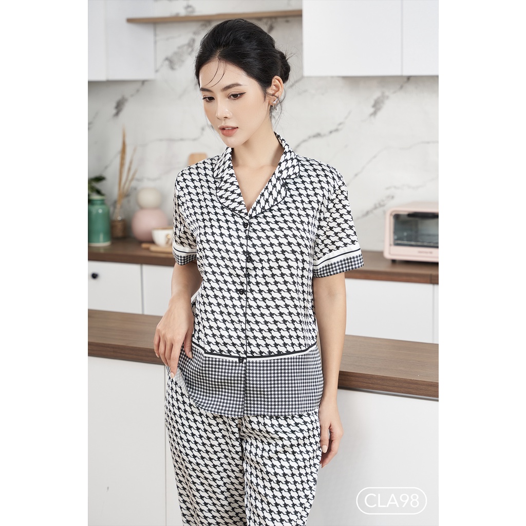 Bộ ngủ satin ZAM Luxury - Ngắn tay quần dài hoạ tiết Răng sói đen