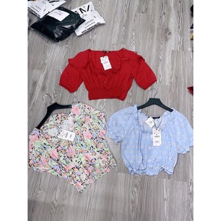 Áo crop có sẵn