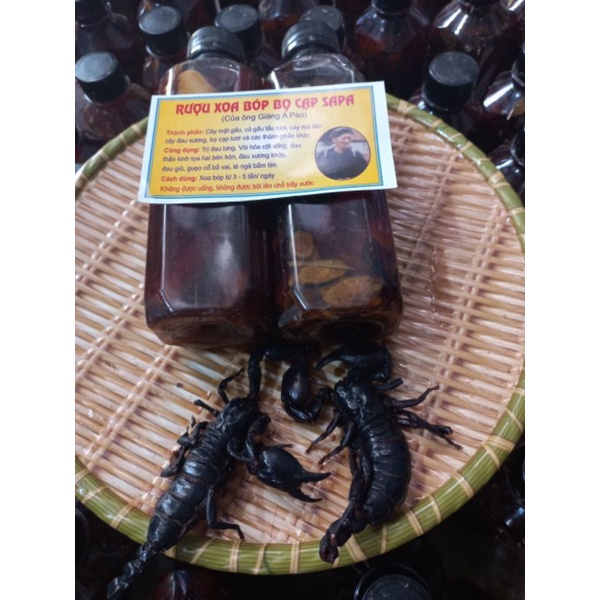 1 chai xoa bóp bọ cạp Sapa