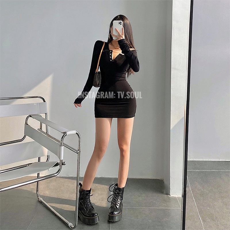 Đầm body nút bấm