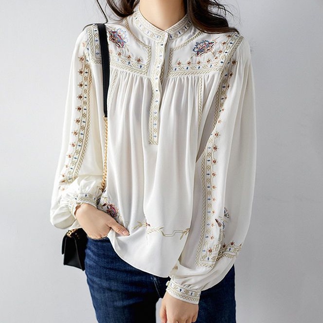 Trang phục trang s ức của nữ trang mặc áo đẹp và mùa thu 2022 New retro Bohemian Lantern Sleevel Blouse
