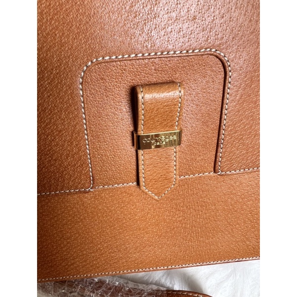 Túi xách nữ Courriege