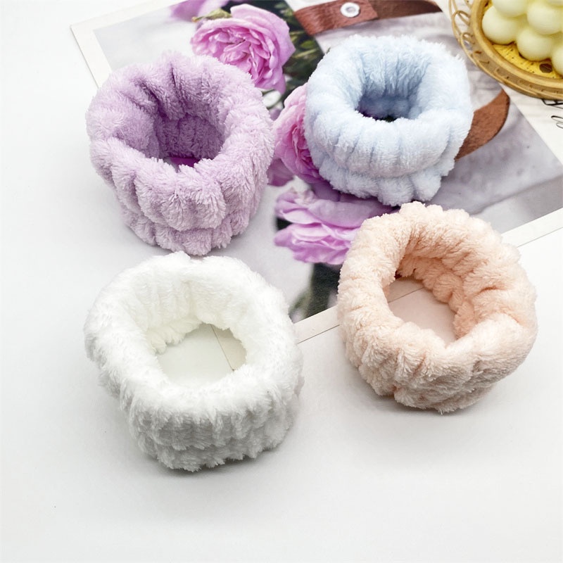 Vòng Đeo Tay Thấm Hút Mồ Hôi Chống Ướt Thời Trang Hàn Quốc Cho Nữ