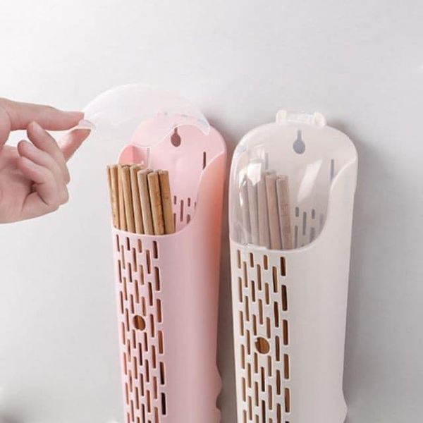 &Hũ ống đựng đũa muỗng dán tường nhà bếp không cần khoan tường, ống đũa có nắp đậy, có khe thoát nước