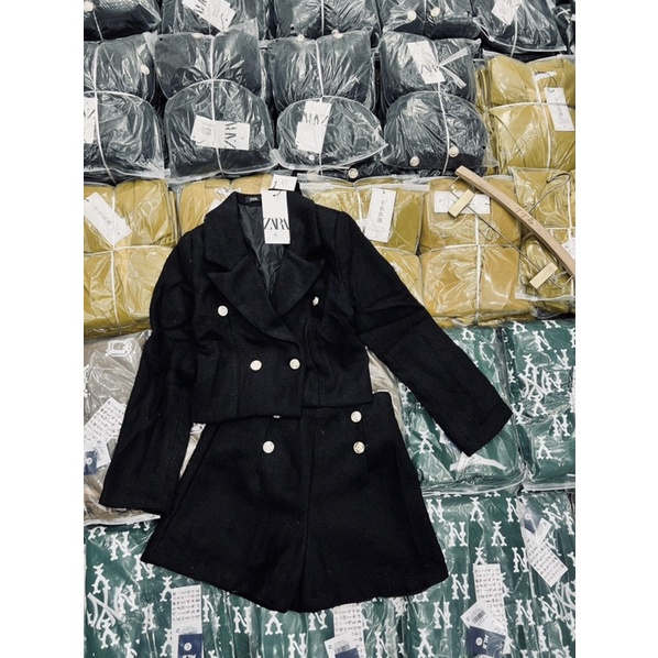 SIÊU PHẨM ÁO DẠ ĐEN CỔ VEST +SOOC CẠP CAO  HÀNG VNXK