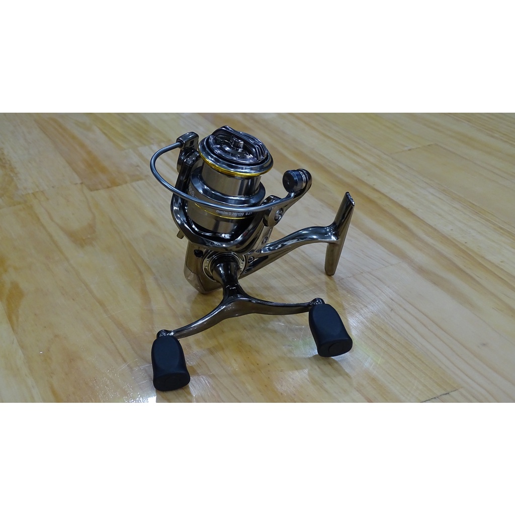 Máy câu cá Deukio ES3000S độ tay quay