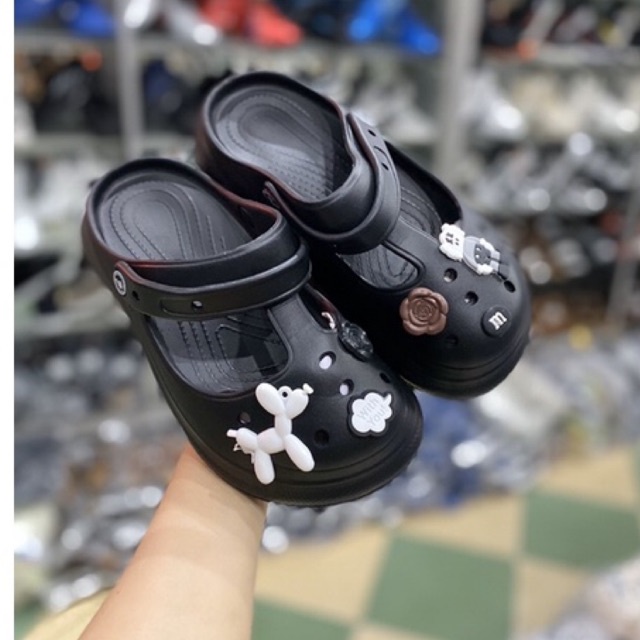 Dép sục nữ cros gắn sticker 3 màu