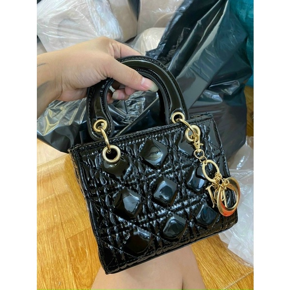 Túi Đeo Chéo Túi Đeo Vai Da Bóng Trần Trám Kèm Phụ Kiện Sang Chảnh TX245