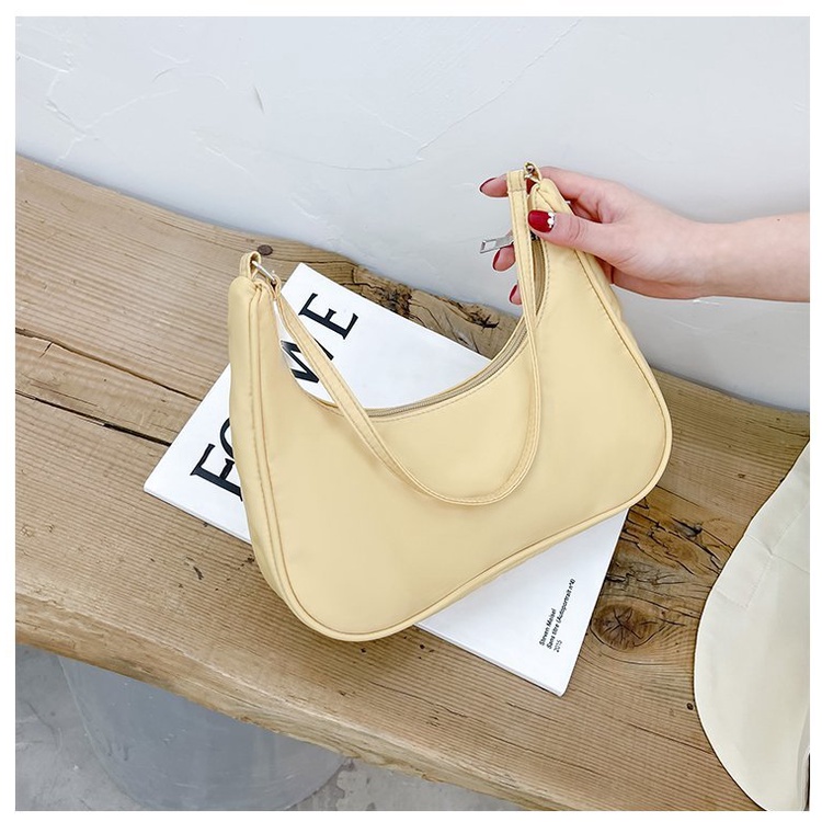 Mischa Túi Đeo Vai / Kẹp Nách Bằng Nylon Nhẹ Màu Trơn Thời Trang Hàng Mới