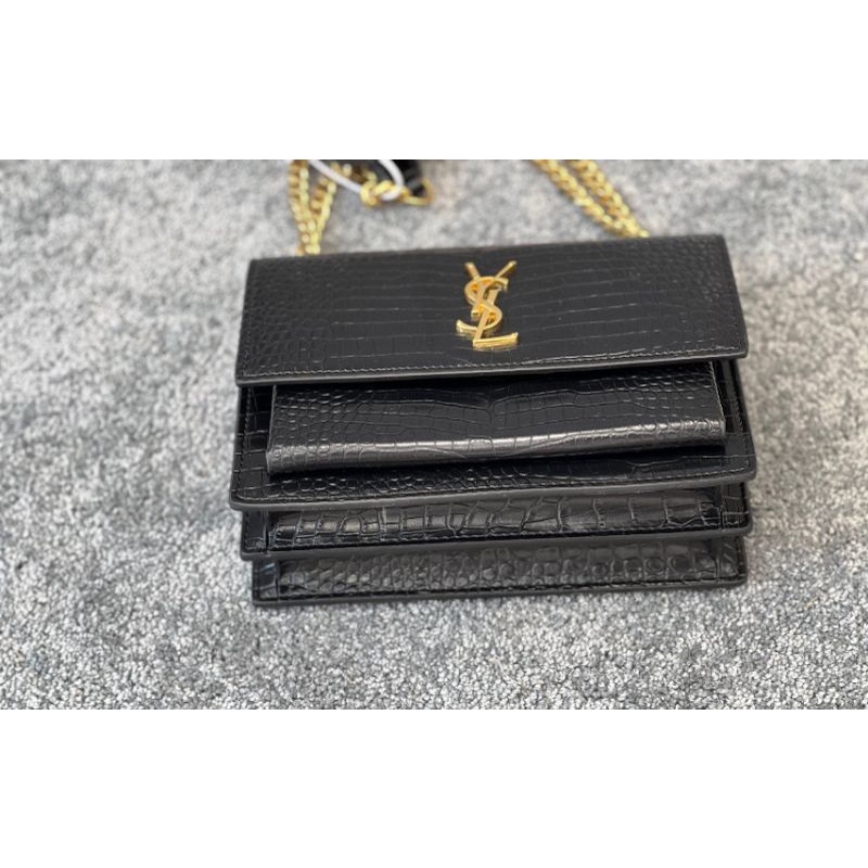 Túi đeo chéo nữ Suset vân cá sấu phom dàu dặn sz22x16 lót trong 2 ngăn fullbox