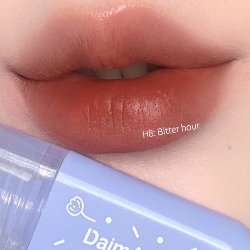 Son kem bóng lì DAIMANPU hoa Tulip Lip Glaze