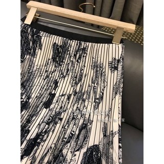 chân váy midi xếp ly họa tiết
