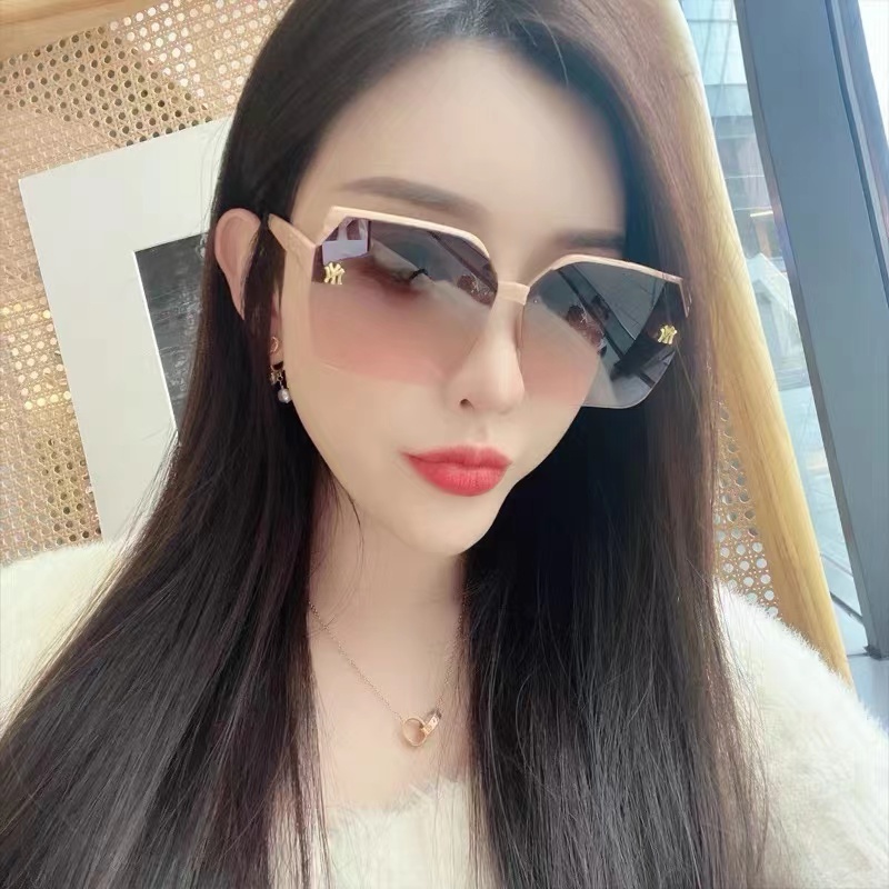 Kính Mát Nửa Gọng Vuông Chống Tia UV Thời Trang Mới