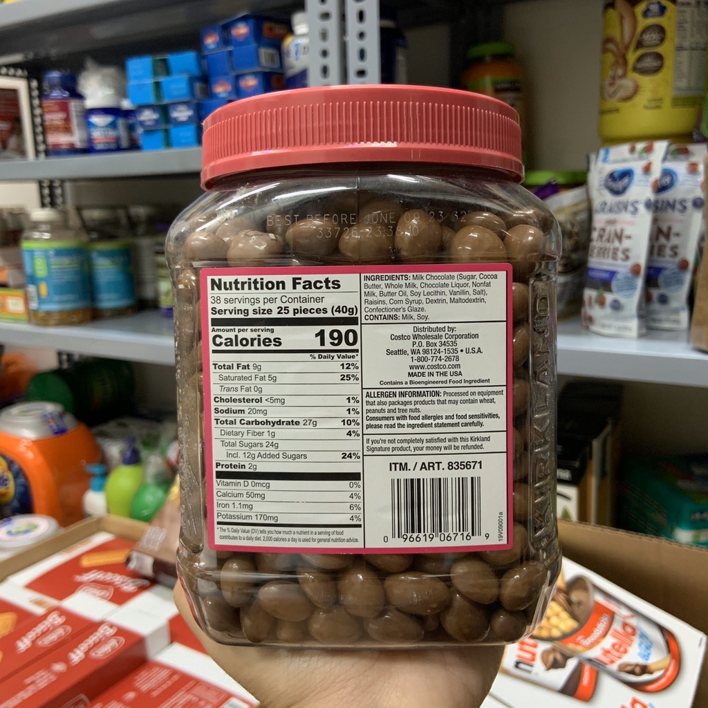 Chocolate sữa nhân nho khô date 6/2024 Kirkland Milk Chocolate - EDS Hàng Mỹ
