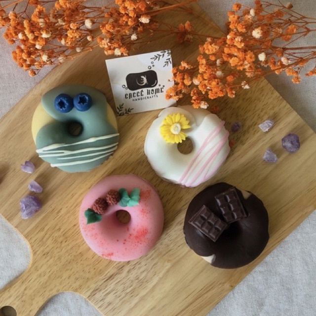 Xà bông tắm thiên nhiên hình bánh Donut, quà tặng handmade thiên nhiên Caccé Home
