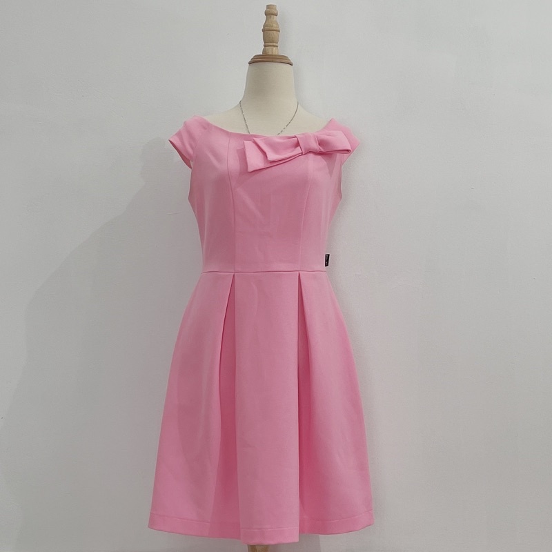 ĐẦM THIẾT KẾ THANH LÍ