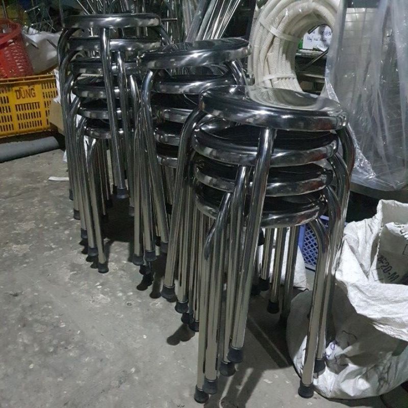 Ghế đẩu 4 chân  cao 50cm  , mặt và chân dày 1mm ,dày dặn và chắc chắn ,  inox 201 và inox 304 .