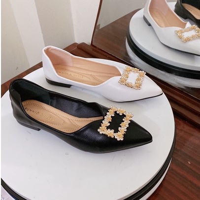 Giày Búp Bê Mũi Nhọn Chất Da Cao Cấp Siêu Mềm Mại LÙi 1 Size Thiết Kế Hoa Đá Xịn Xò