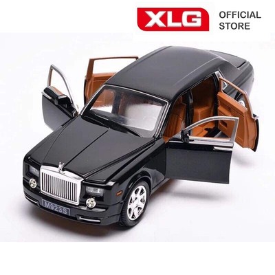 Mô hình xe Rolls-Royce Phantom VIII bằng hợp kim mở hết cửa đèn led âm thanh - XLG