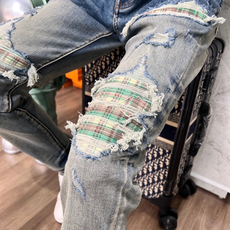 Quần A.MI.RI Siêu Cấp Vá Màu QSC004